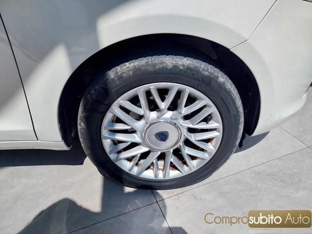 LANCIA Ypsilon 1.3 MJT 16V 95 CV 5 porte S&S Elefantino