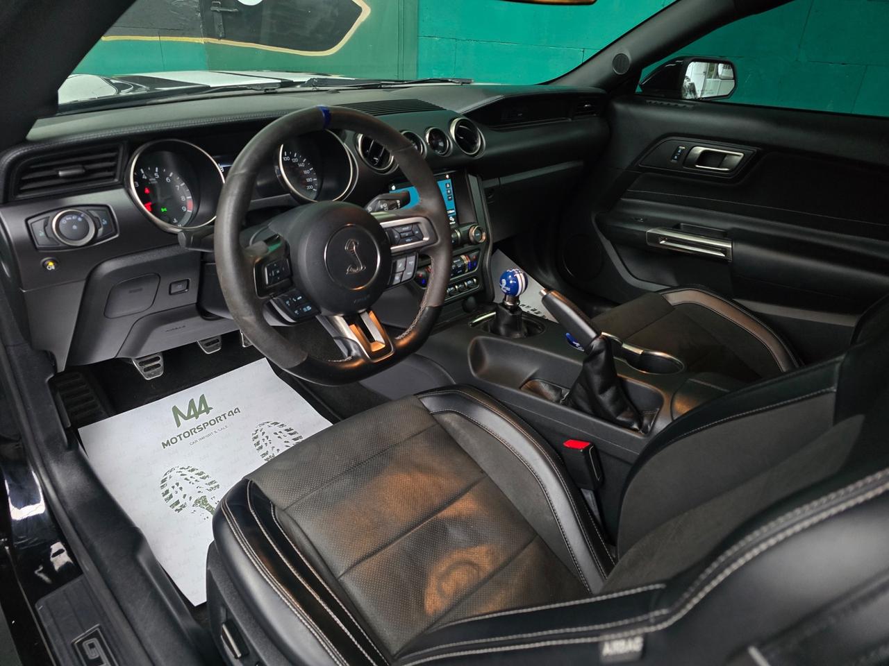 Ford Mustang Shelby GT350 5.2 V8