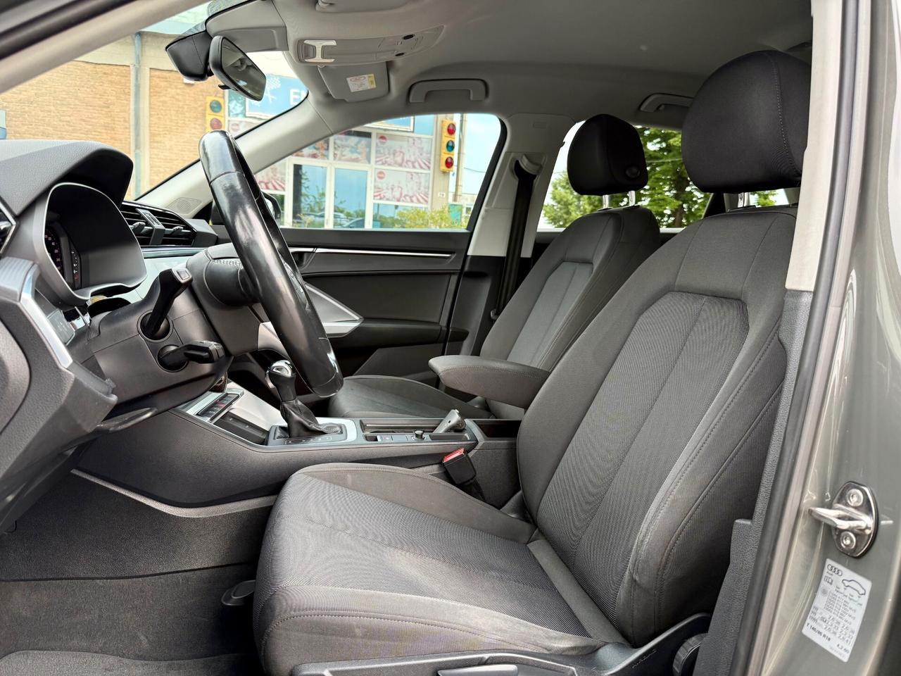 Audi Q3 45 2.0 tfsi S line edition quattro 245cv s-tronic FARI MATRIX