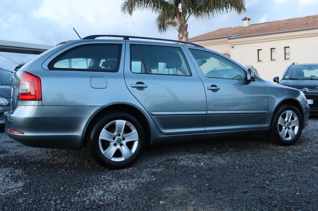 Skoda Octavia 1.6 TDI CR F.AP. Wagon Elegance