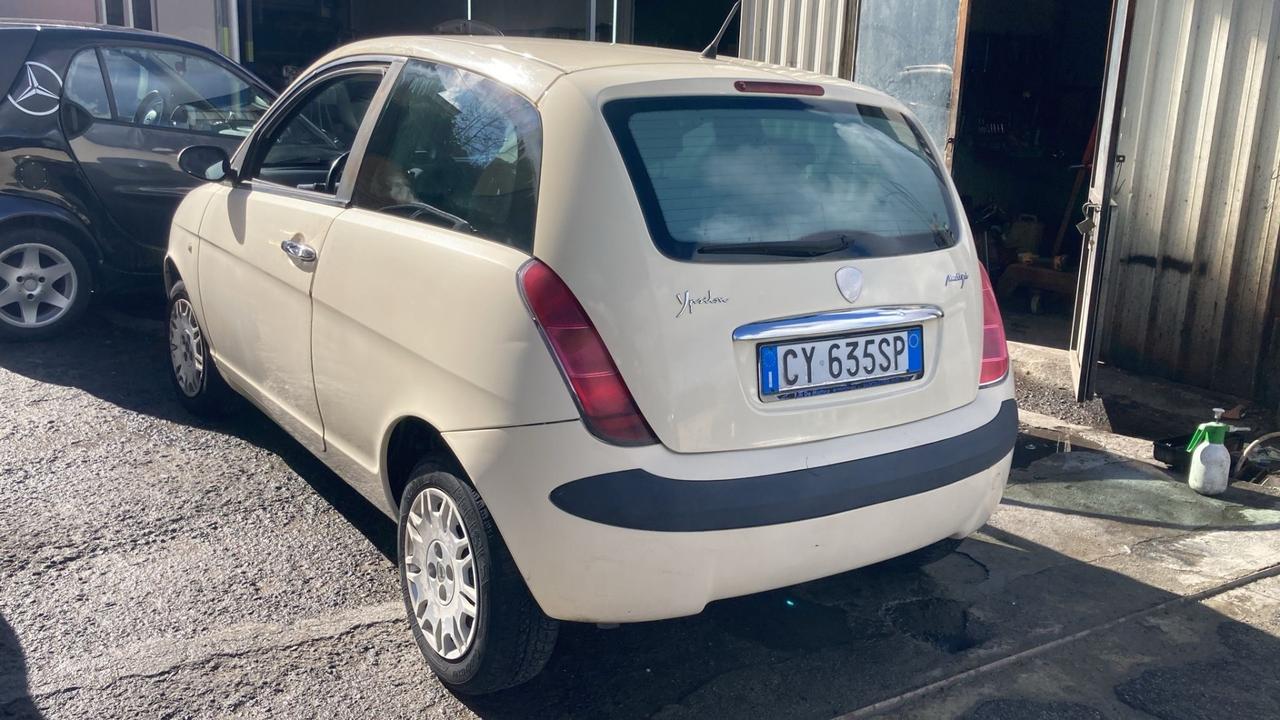 Lancia Ypsilon 1.3 Multijet 16V Platino