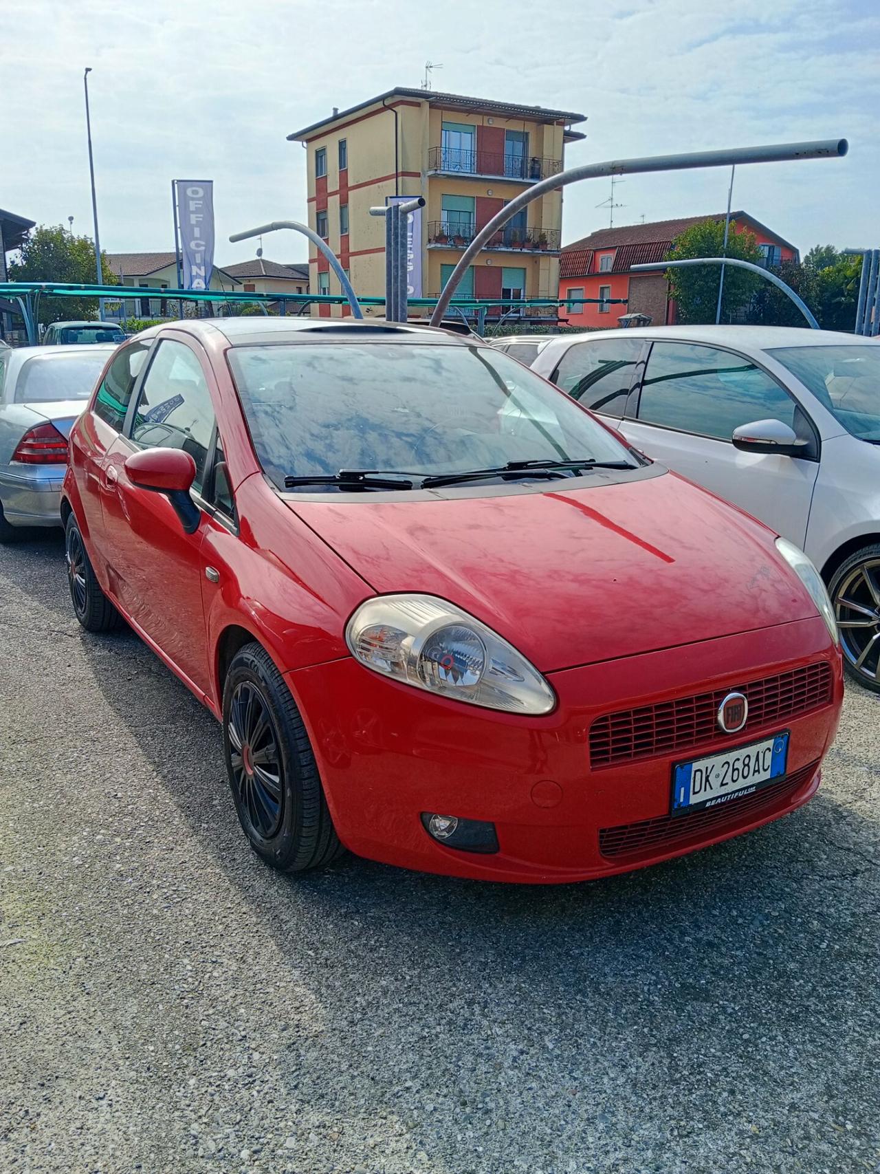 Fiat Grande Punto 1.3 MJT 75 CV 3 porte Dynamic