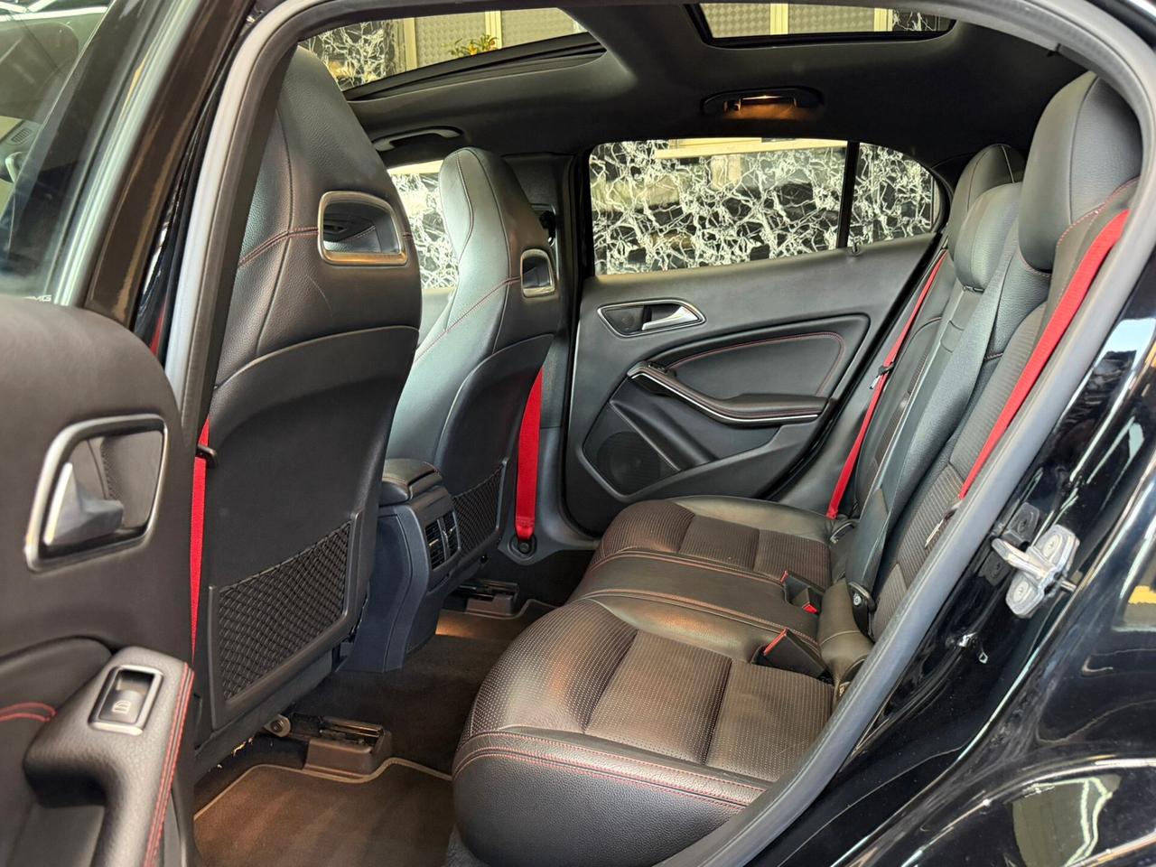 Mercedes-benz GLA 45 AMG 4Matic