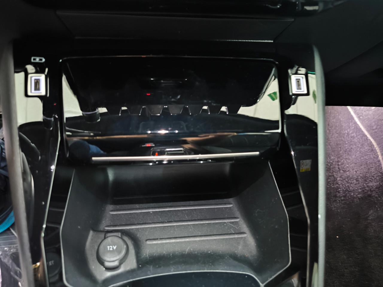 Peugeot 208 Hybrid 145 e-DCS6 GT Exclusive