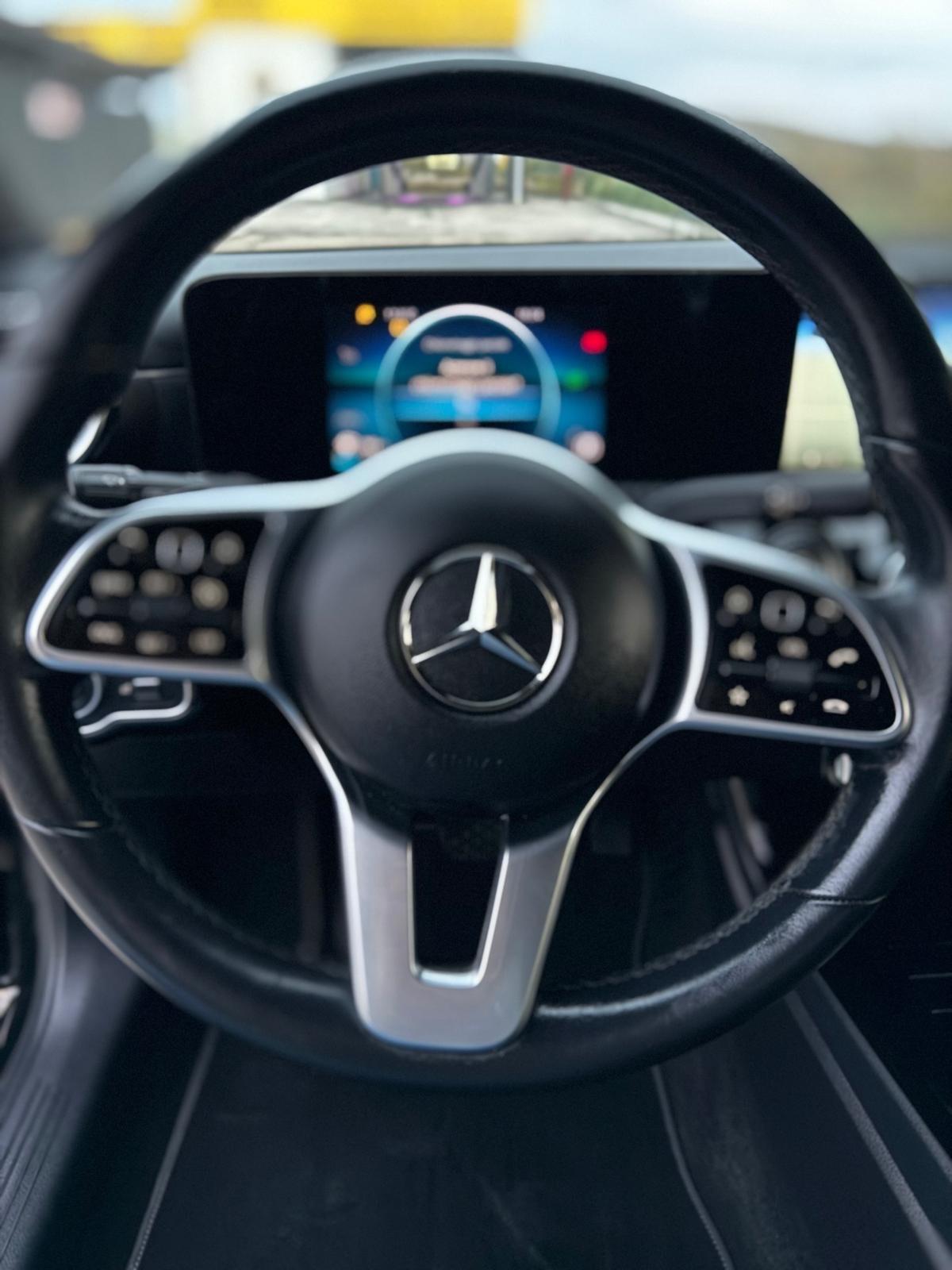 Mercedes-benz CLA 200 d Automatic Business extra
