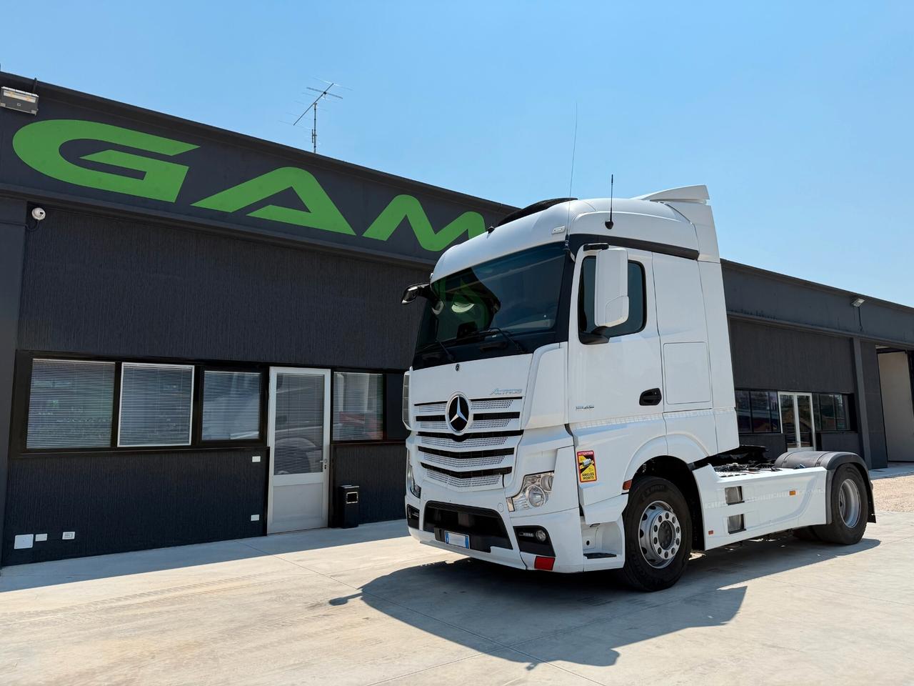 Mercedes Benz Actros 1845 ADR Retarder Euro6D Full-Spoiler