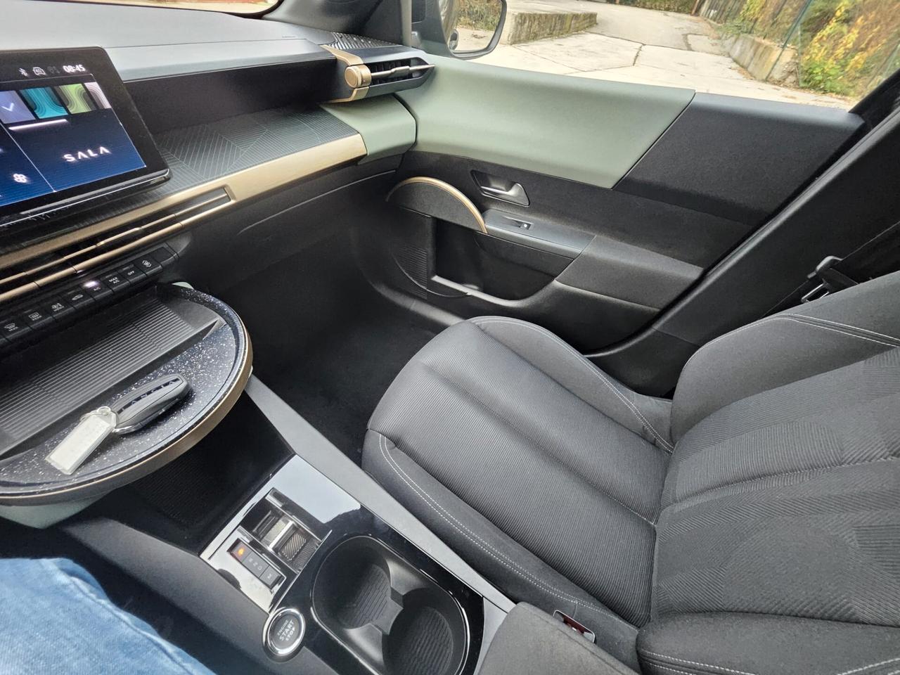 Lancia Ypsilon Hybrid e-DCT