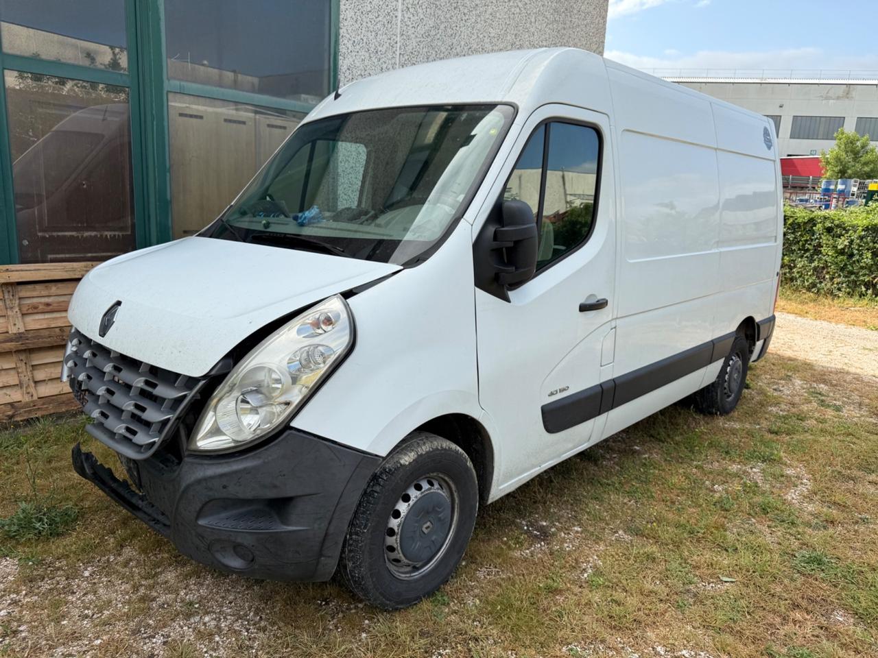 Furgone Renault master 2.3 DCi 145cv INCIDENTATO