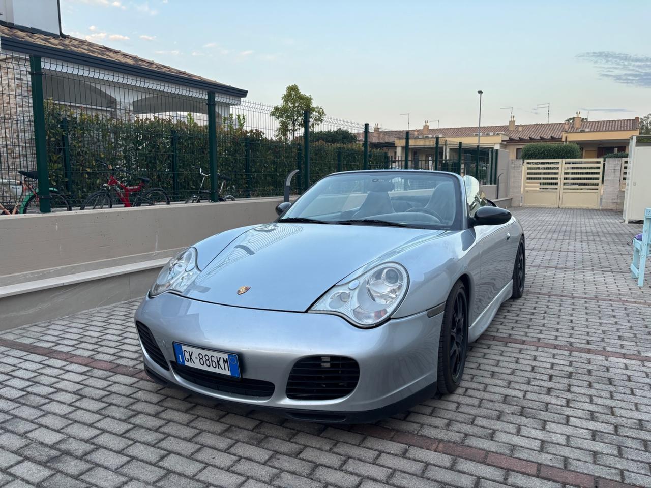 Porsche 911 Carrera 4 cat Cabriolet