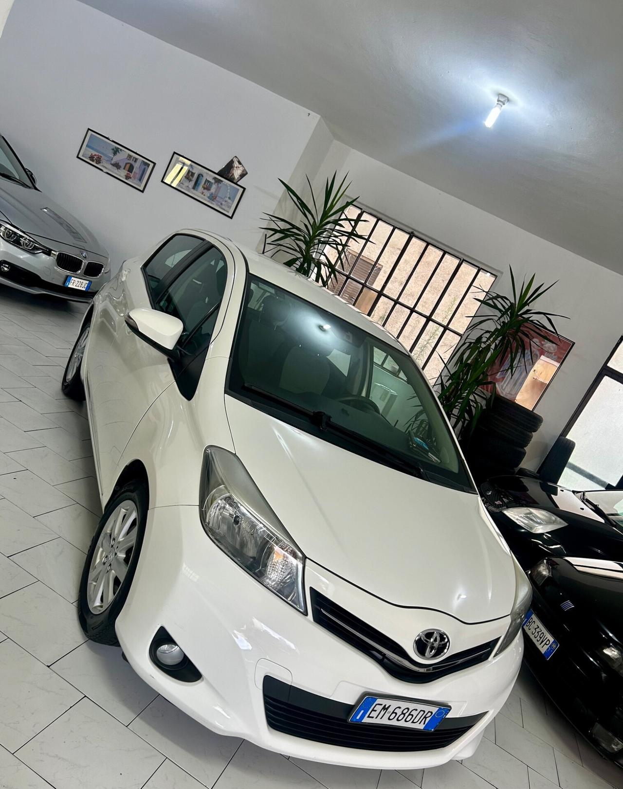 Toyota Yaris Limited