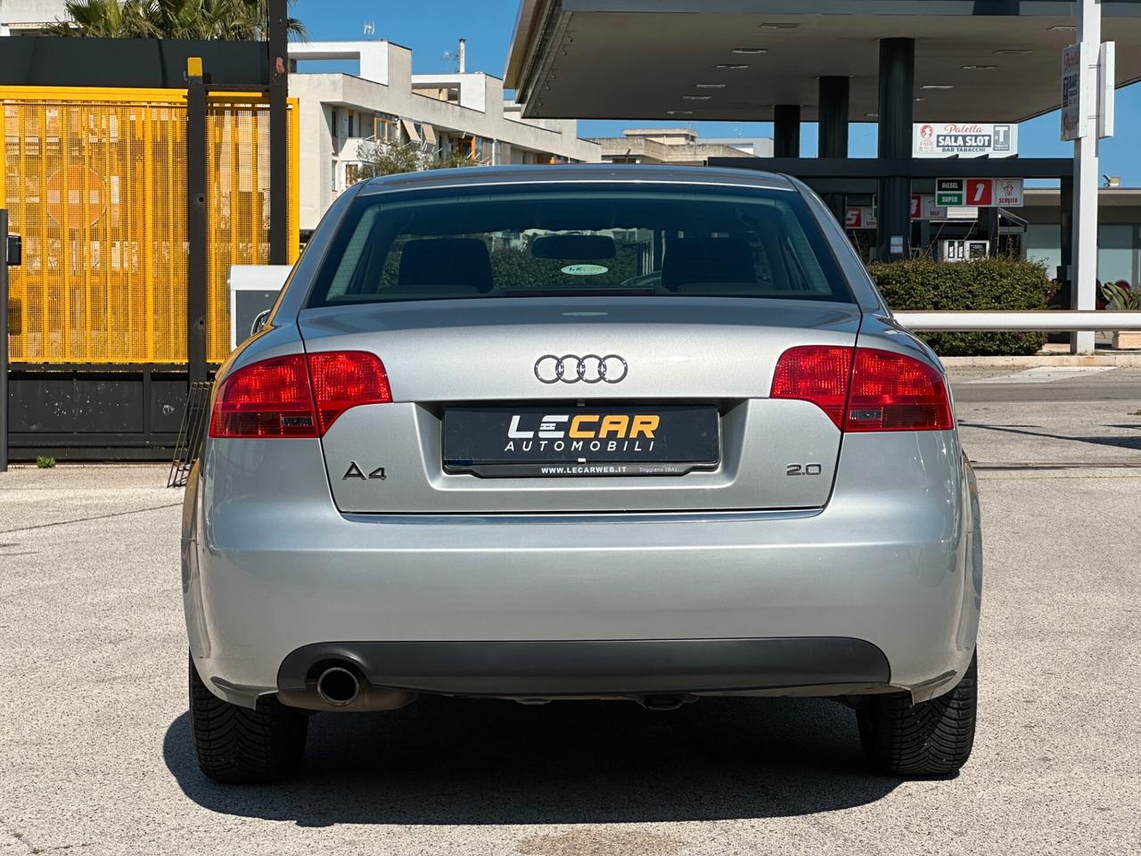 AUDI A4 2.0 16V FSI