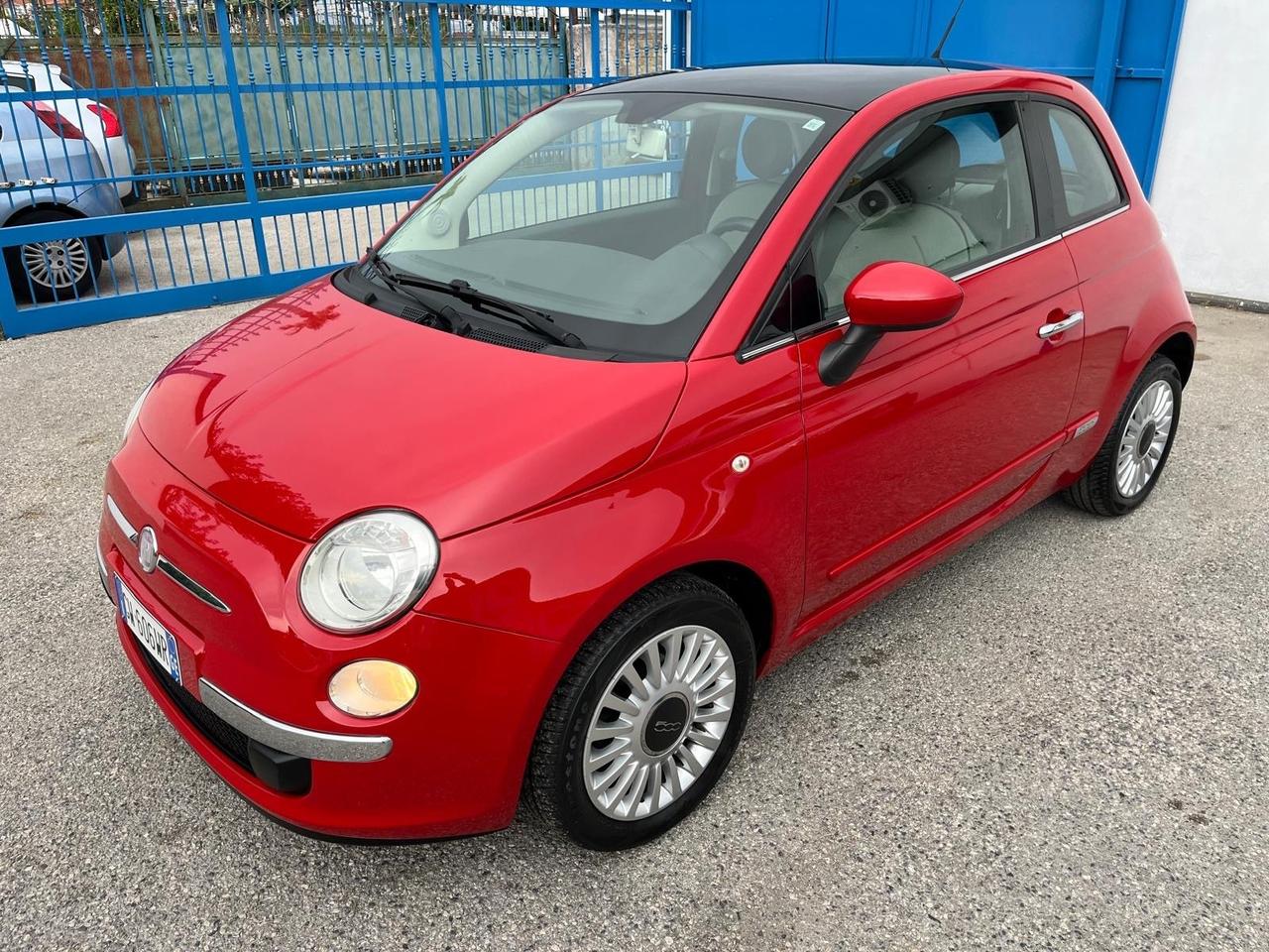 Fiat 500 lounge -1.2 benz-km 73000-2011