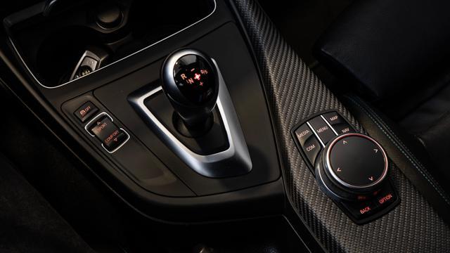 BMW M2 Coupé IVA ESPOSTA TAGLIANDI