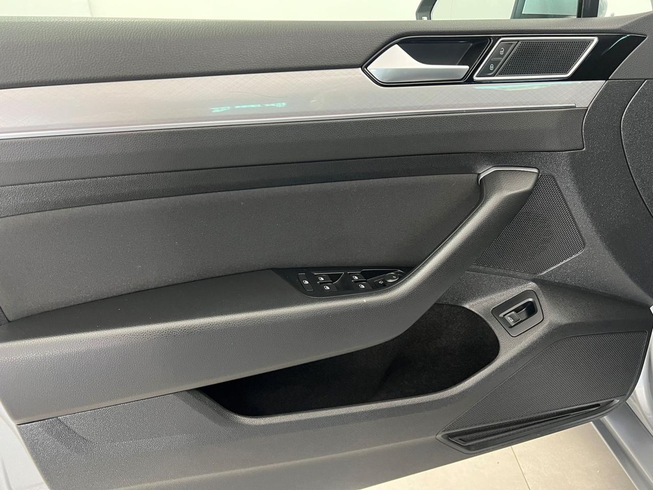 VOLKSWAGEN Passat VIII 2019 Variant Passat Variant 2.0 tdi Business 150cv dsg