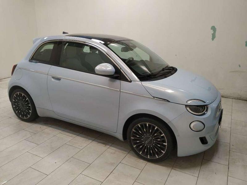 FIAT 500e 42 kWh La Prima