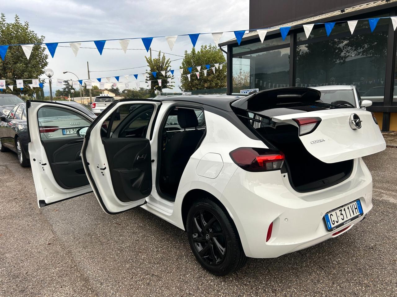 "PARI al NUOVO" Opel Corsa 1.2 100 CV Design & Tech