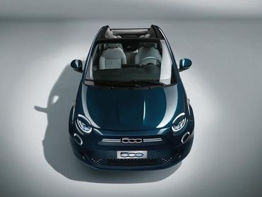FIAT 500e Cabrio 42 kWh LA PRIMA KM, 17,000!!!!