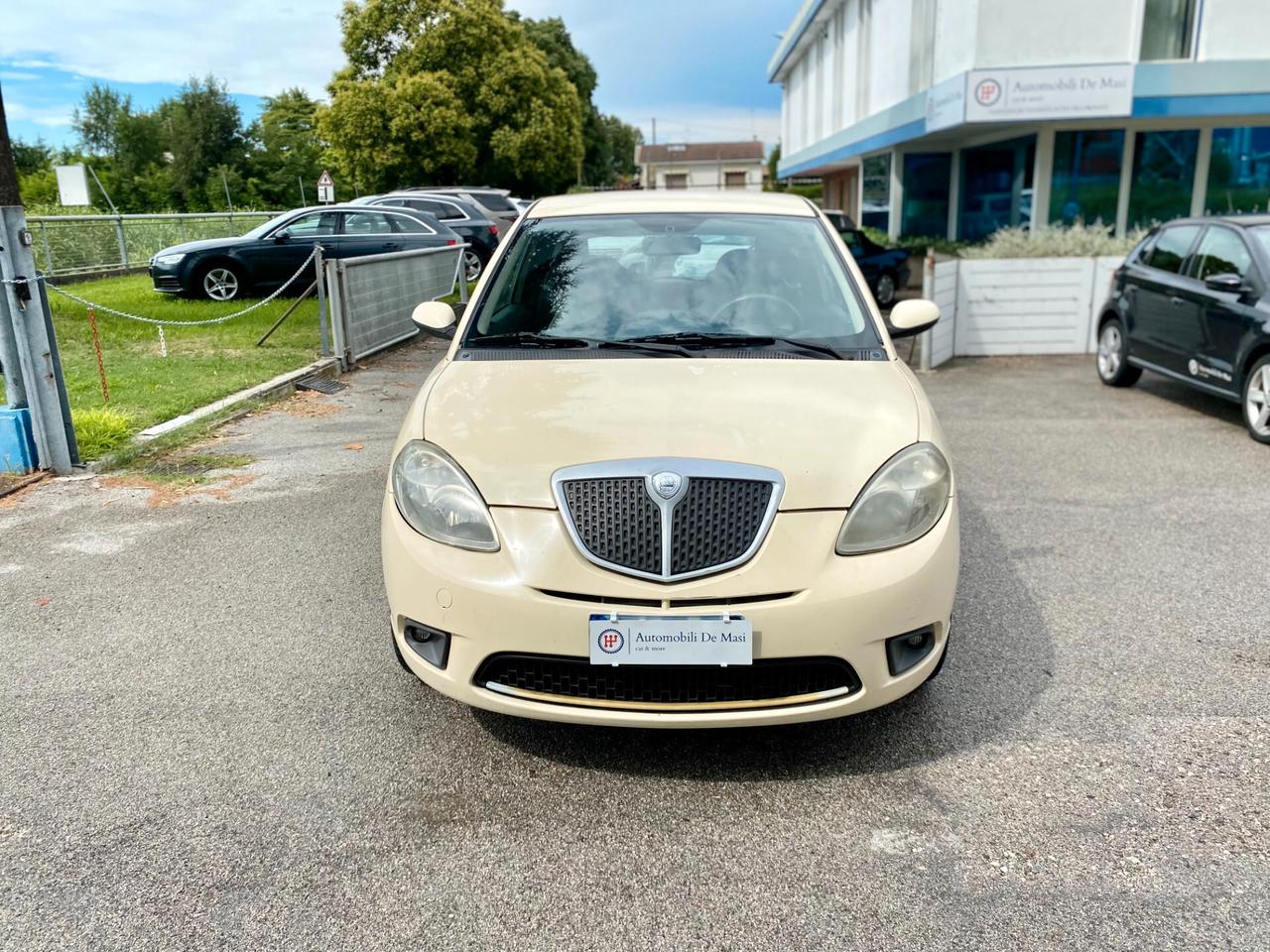 Lancia Ypsilon 1.2 8v Oro Giallo 60cv UNICO PROPRIETARIO