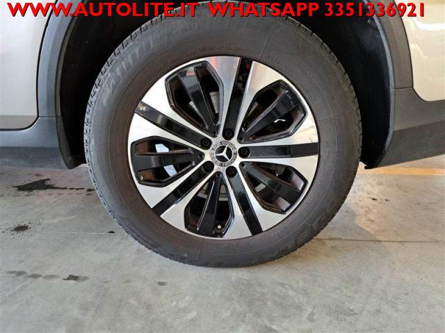 MERCEDES-BENZ GLC 300 e 4Matic EQ-Power Business Extra