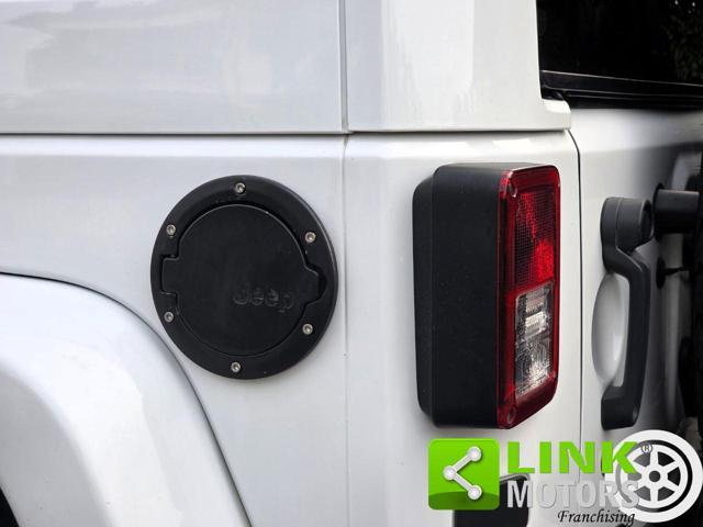 JEEP Wrangler 3p 2.8 crd Sahara auto