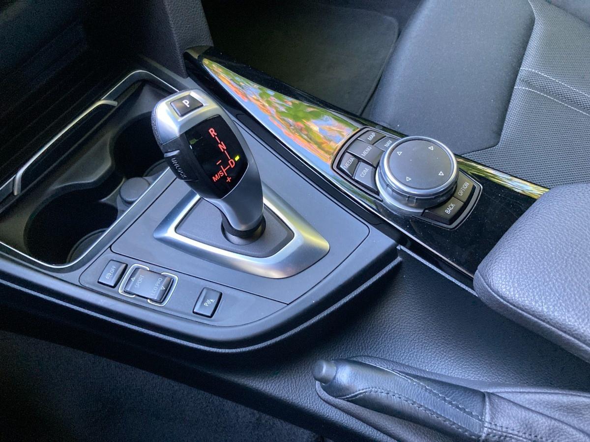BMW 318d Touring Luxury auto
