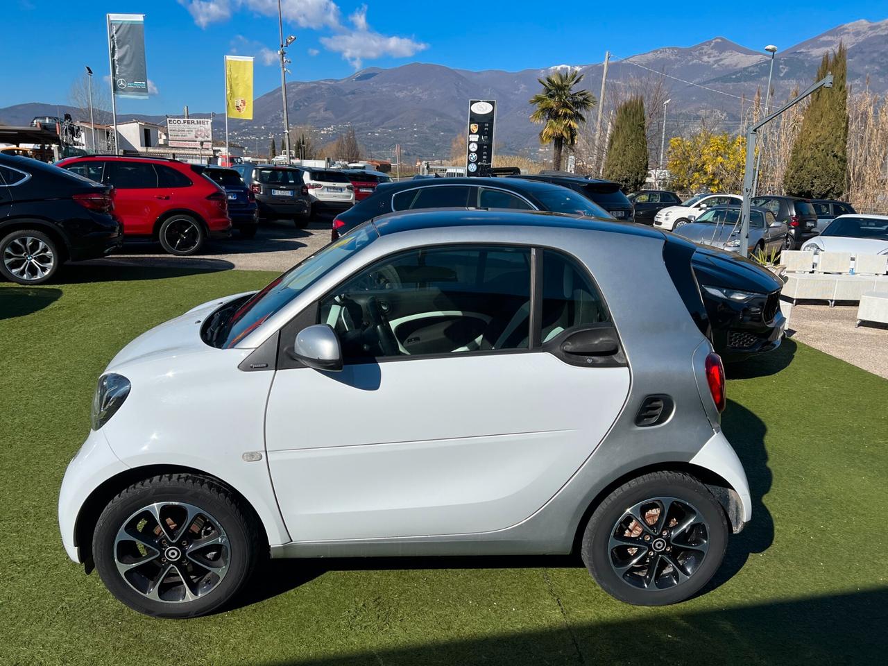 Smart ForTwo 1000 62 kW coupé passion/AUTOMATIK/TETTO PANORAMICO