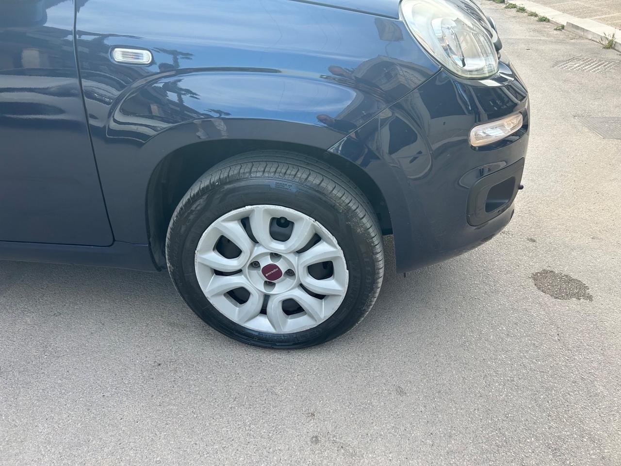 Fiat Panda 0.9 TwinAir Turbo Natural Power Lounge