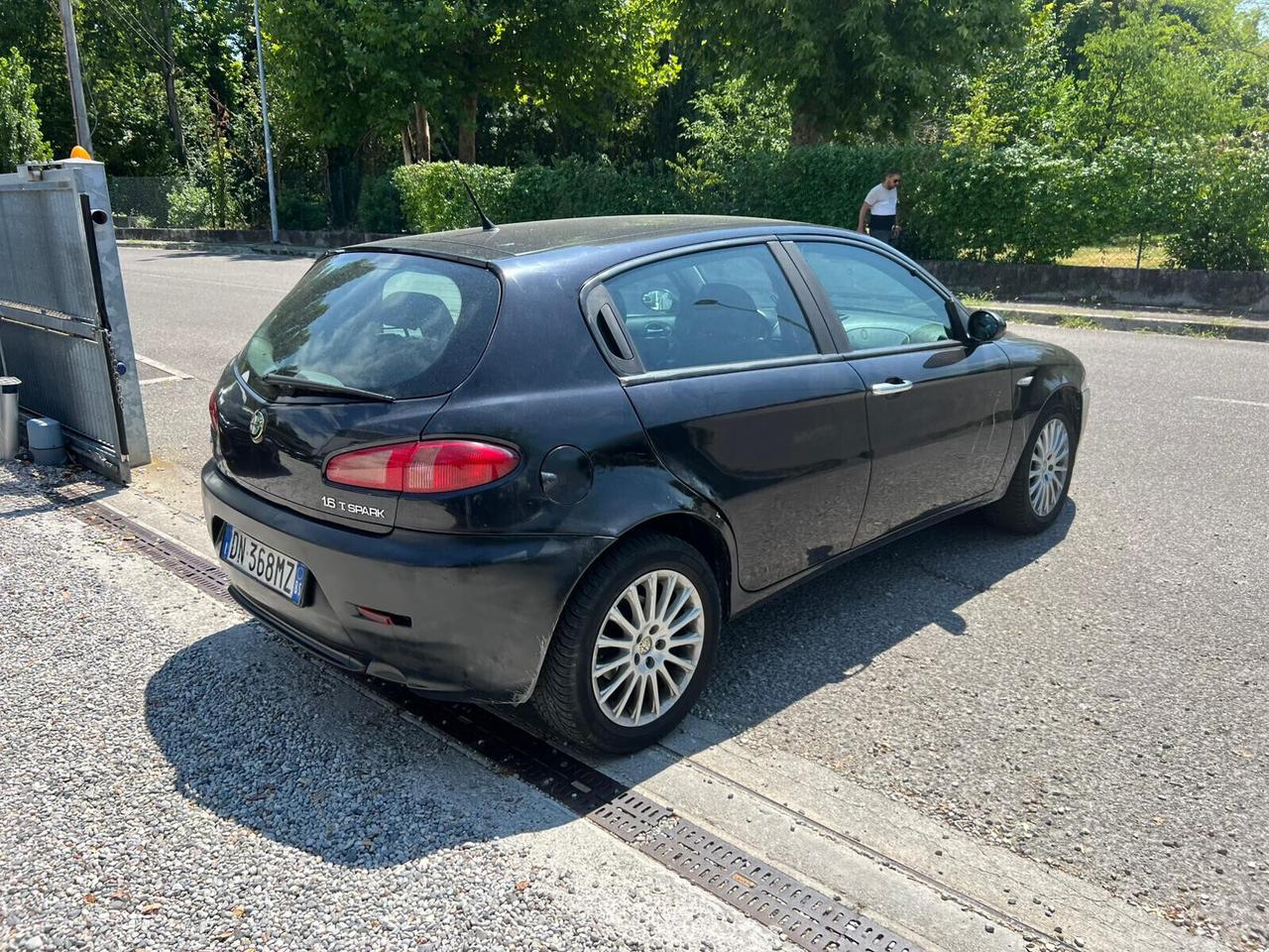 Alfa Romeo 147 1.6 GPL 16V TS (105) 5 porte Distinctive