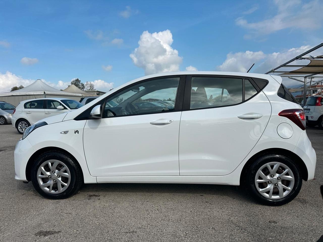 Hyundai i10 Benzina Automatica