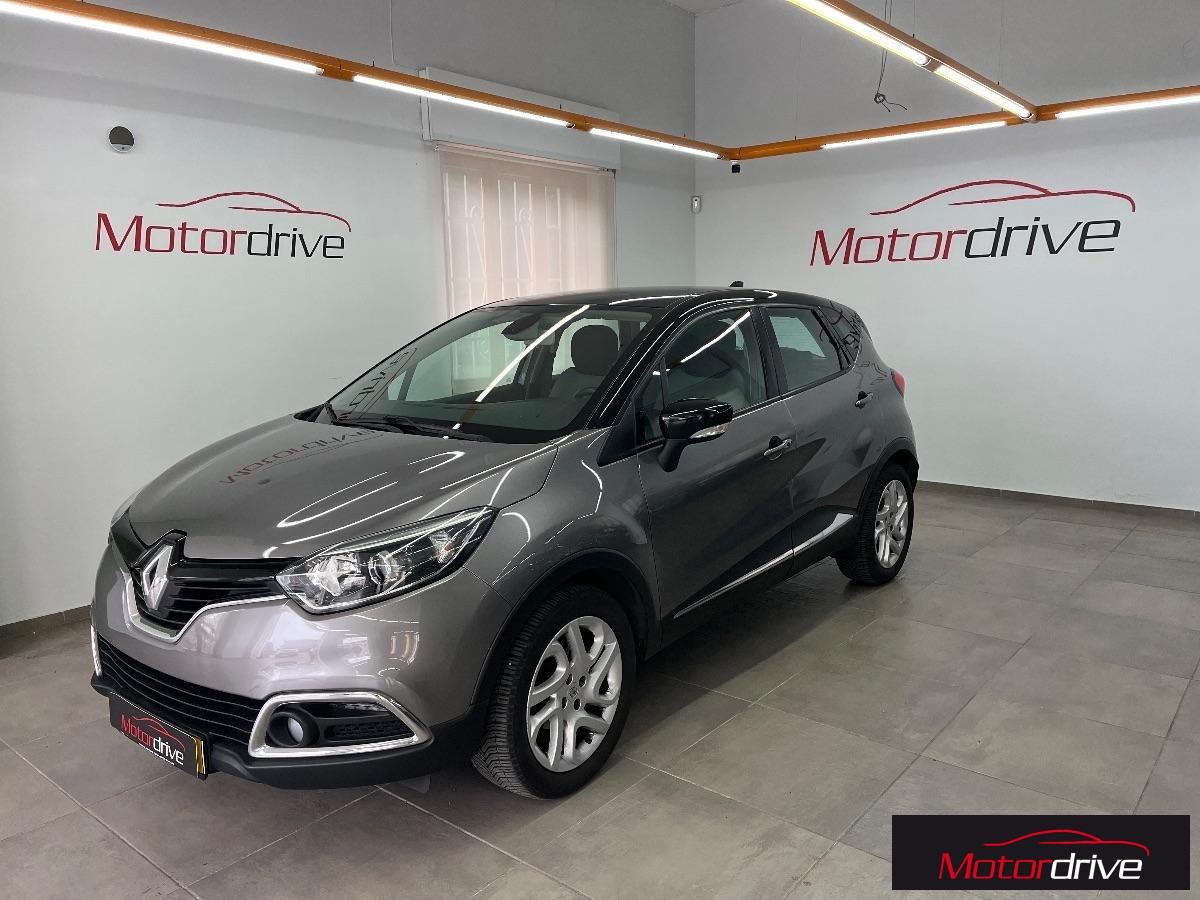RENAULT - Captur - TCe 12V 90 CV Start&Stop Live