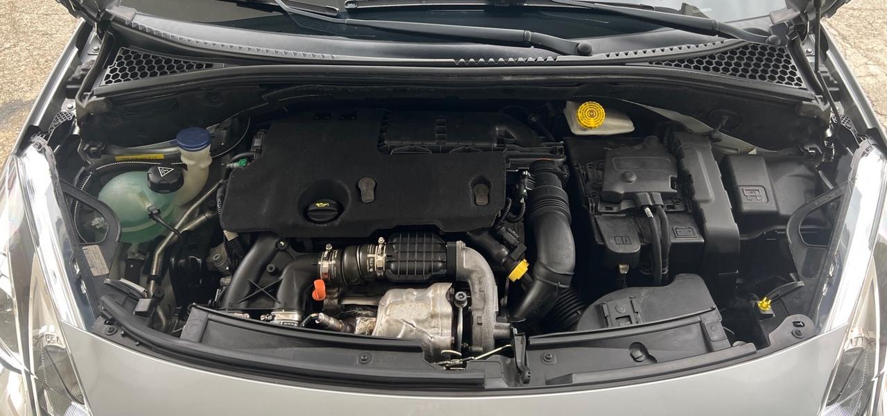 Citroen DS3 1.6 HDi 110 Exclusive SportChic