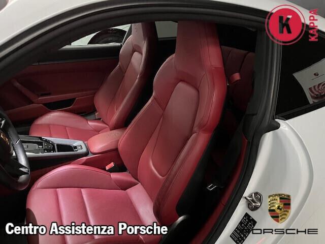 Porsche 911 Carrera 992 4S