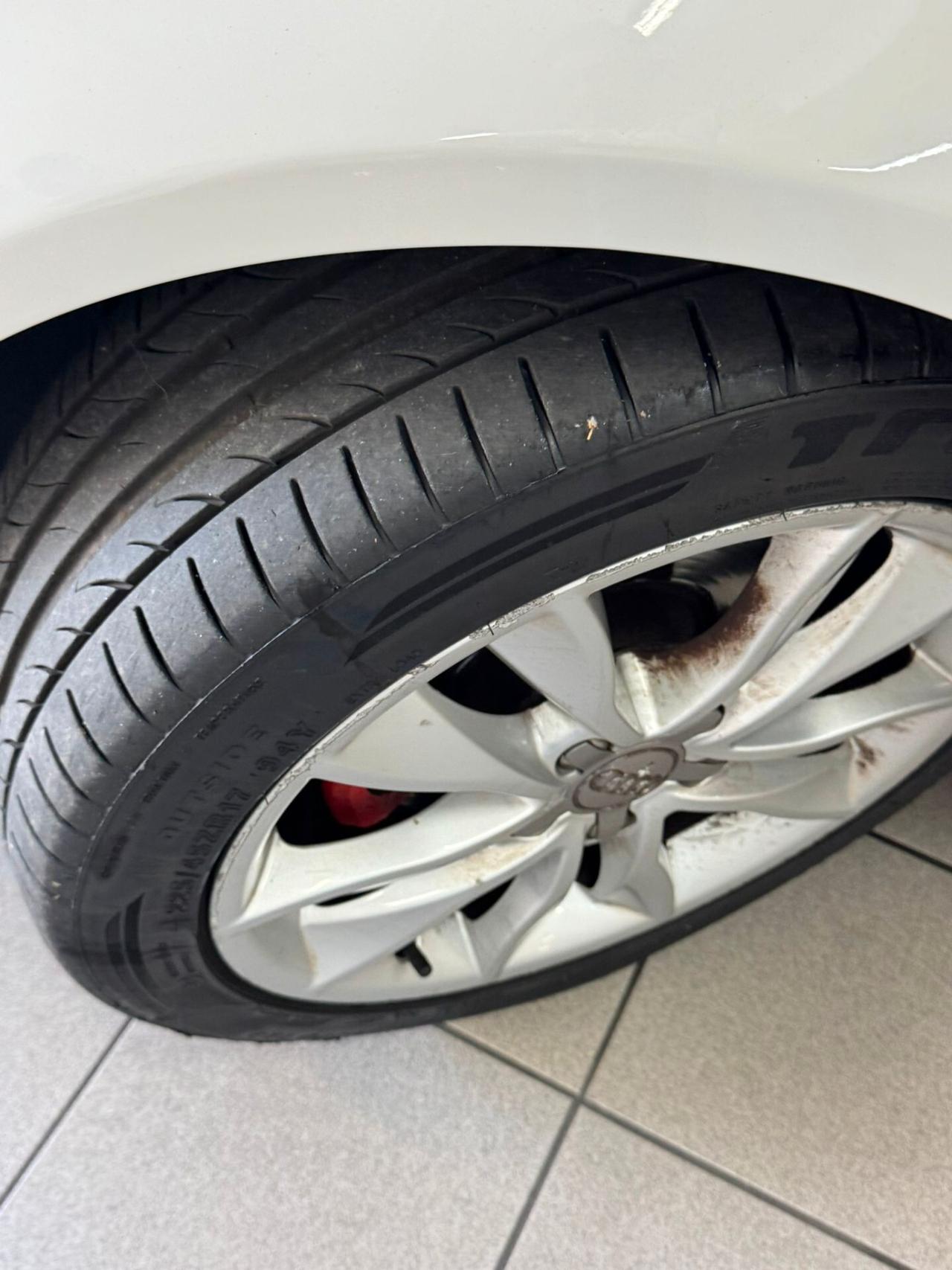 Audi A3 SPB 1.6 TDI 105 CV CR Ambition