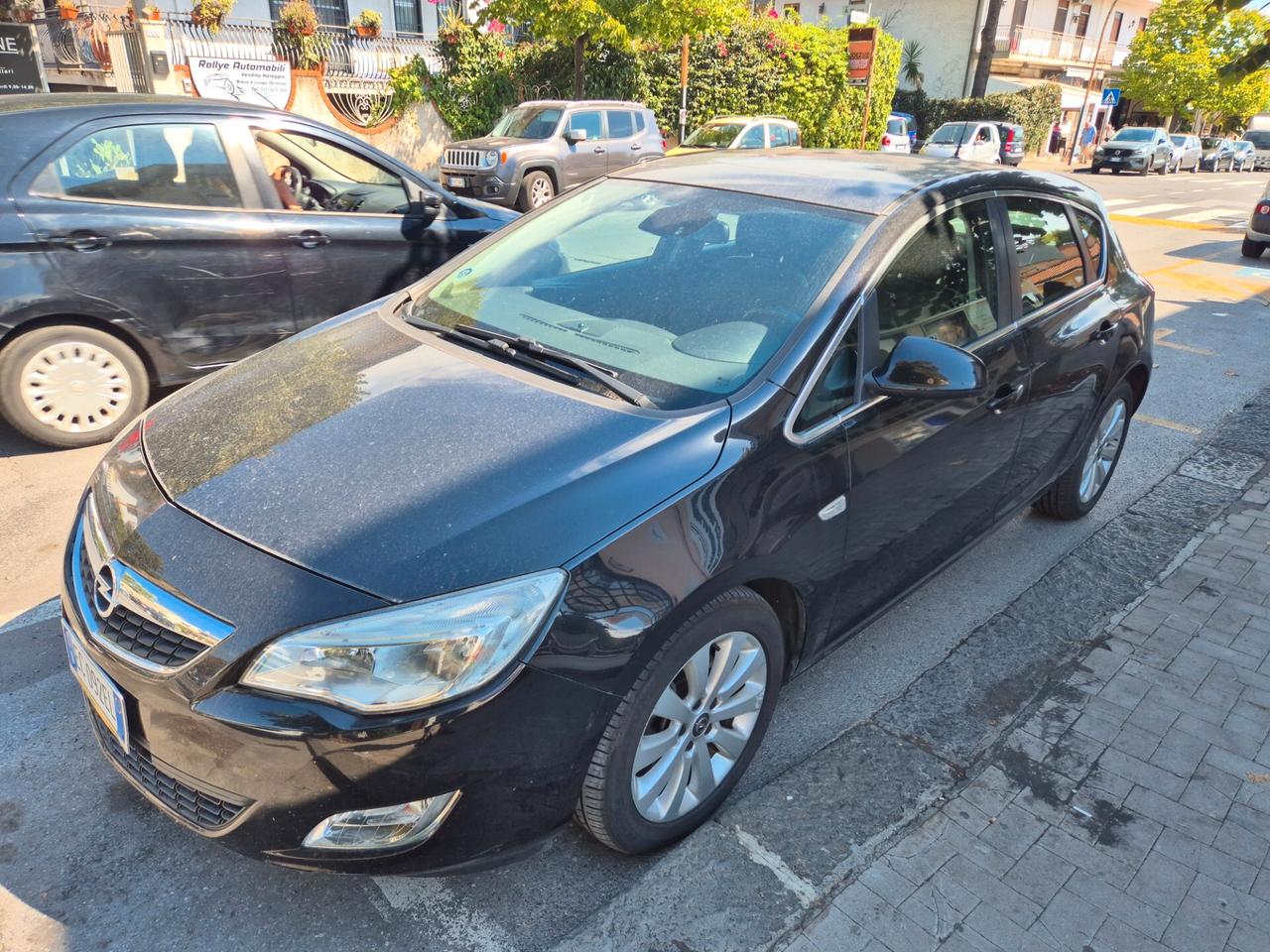 Opel Astra 1.7 CDTI 110CV 5 porte Cosmo