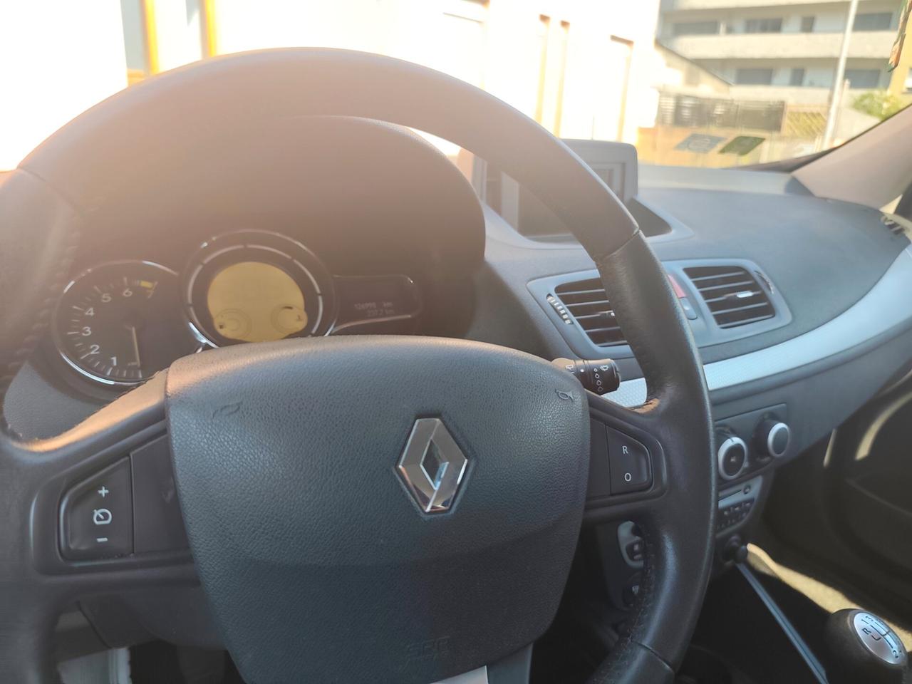 Renault Megane 1.6 Benz euro 4 cinghia fatta