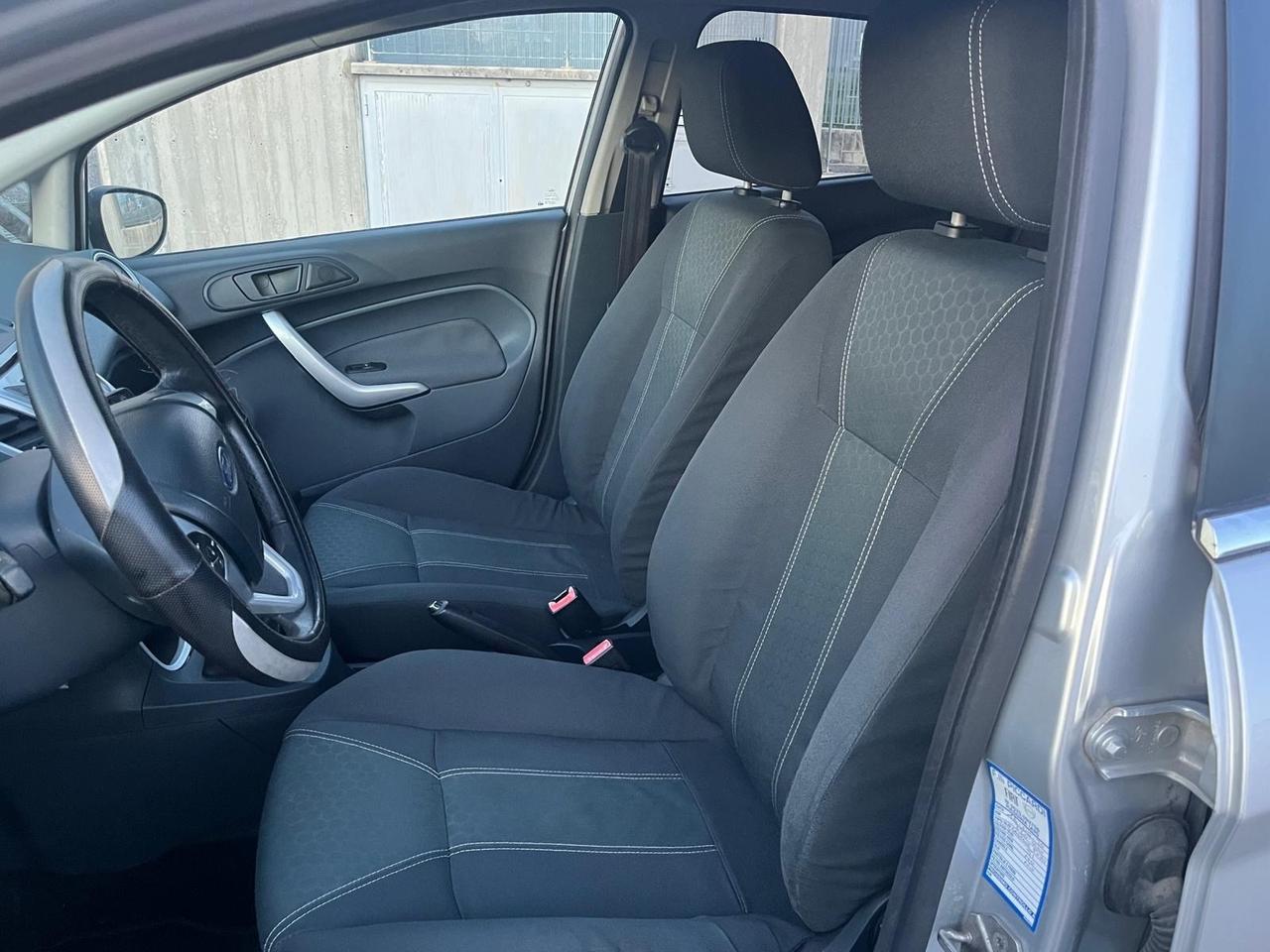 Ford Fiesta 1.4 TDCi 5p. Titanium