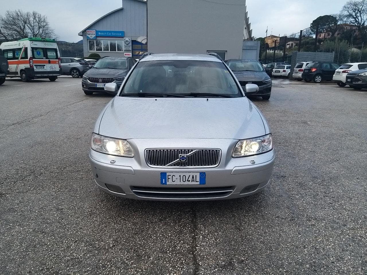Volvo V70 SUMMUM