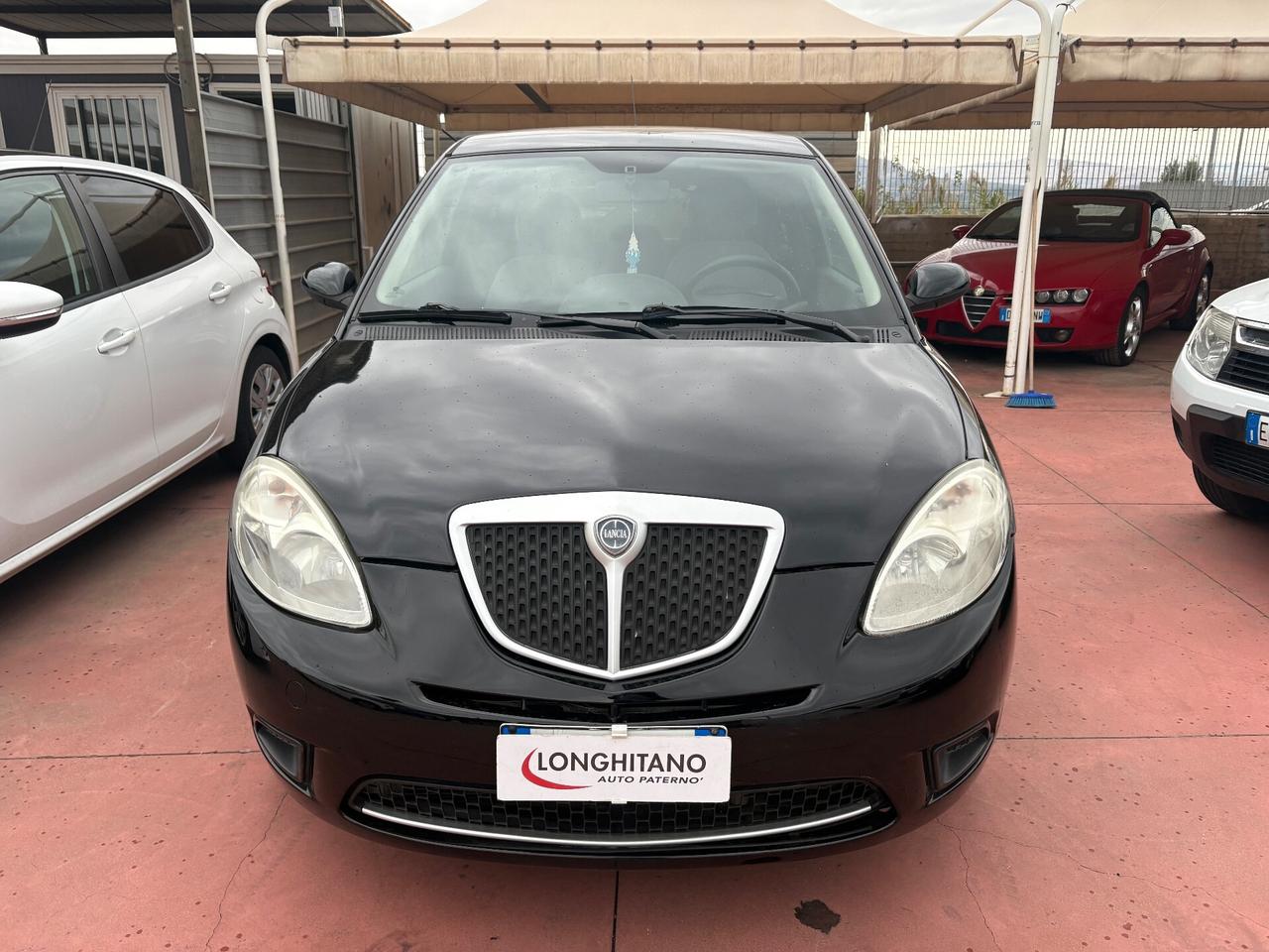 Lancia Ypsilon 1.3 MJT 75 CV Argento