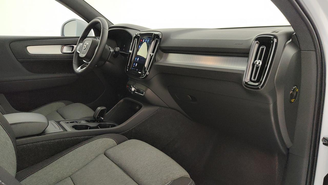 VOLVO XC40 2.0 b3 Core auto