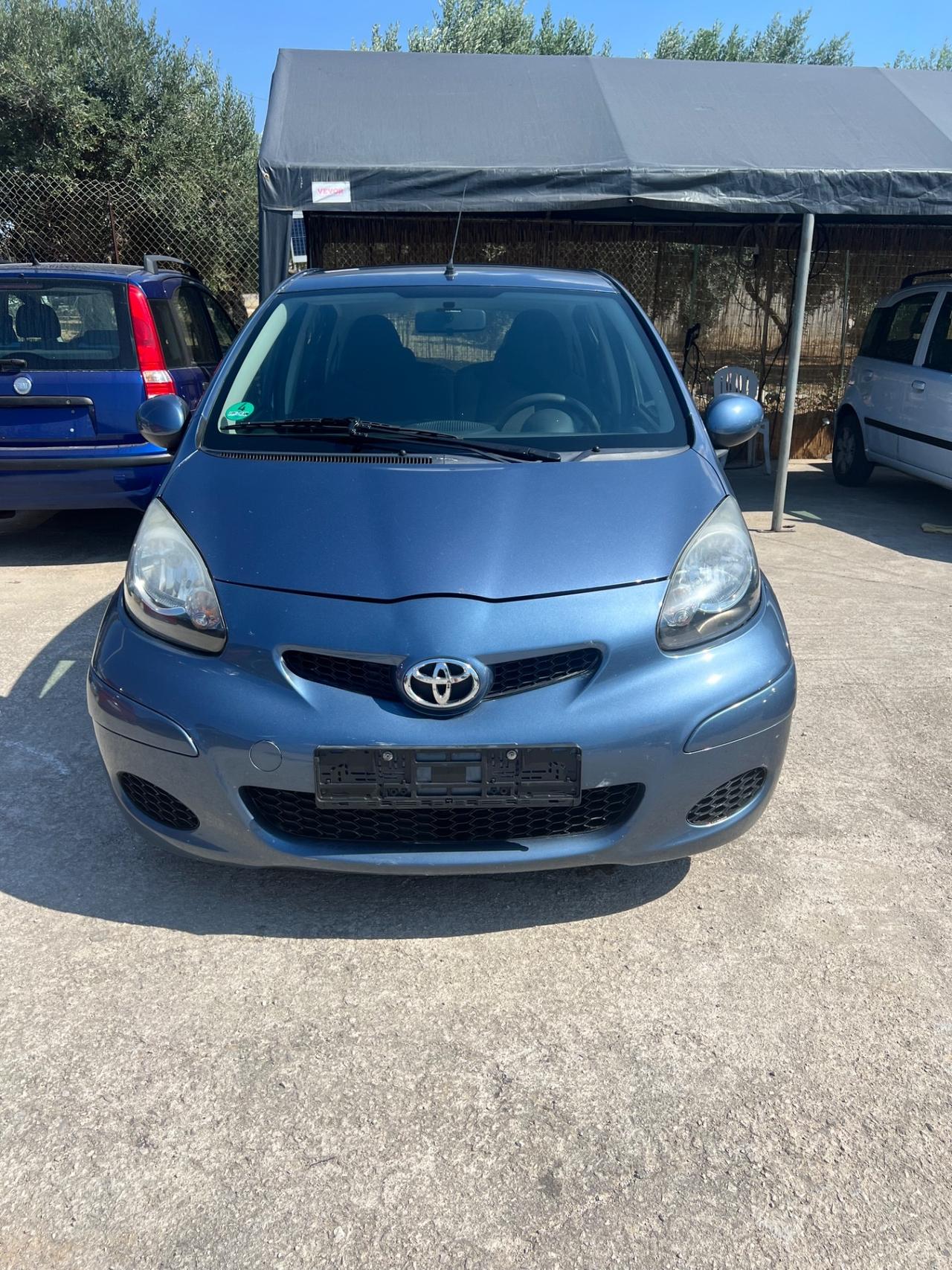 Toyota Aygo 1.0 12V VVT-i 5 porte
