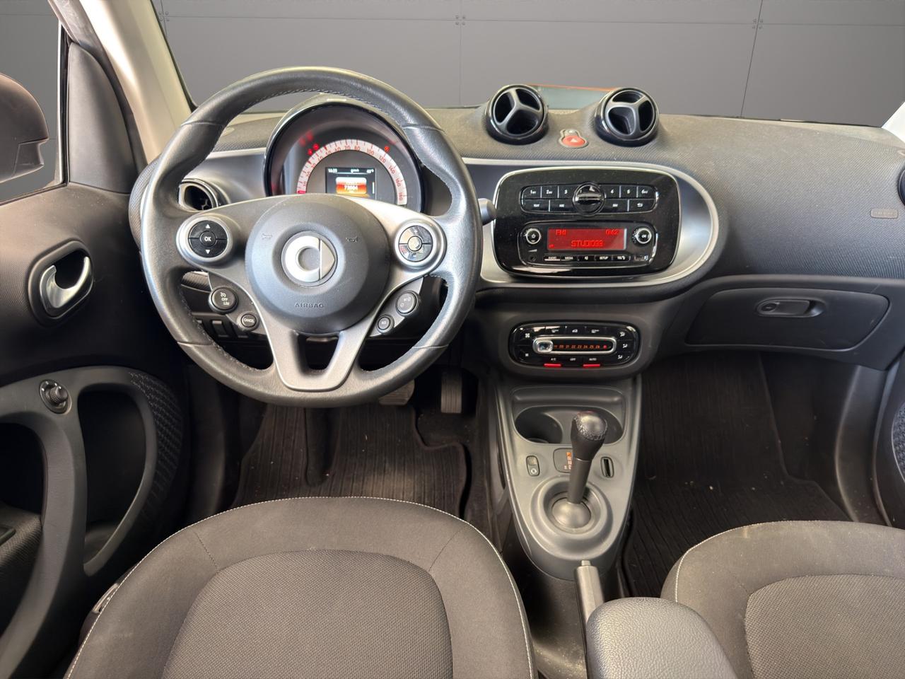 Smart forTwo 0.9 turbo Passion 90cv - Unico proprietario - Cerchi in lega - Luci Led - Tetto panoramico - Sedili riscaldatili - Bracciolo centrale