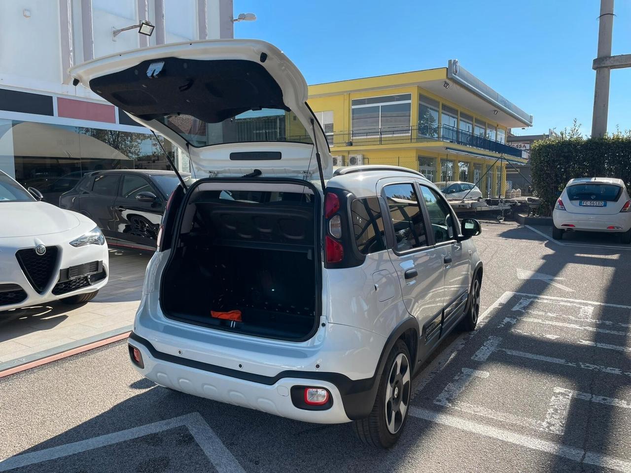 Fiat Pandina CROSS 1.0 FireFly S&S Hybrid 70CV