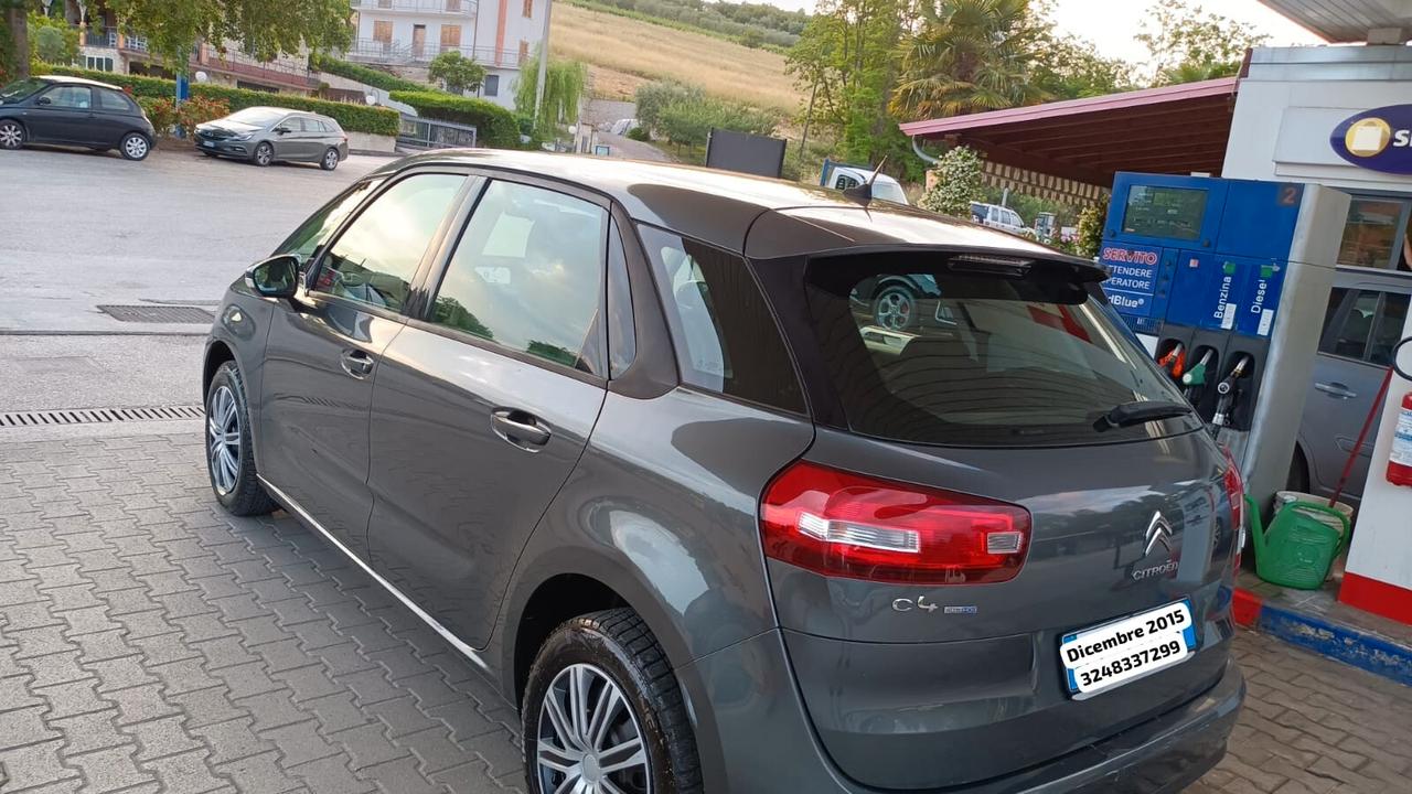 Citroen C4 Picasso 1.5 diesel 2016 navigatore