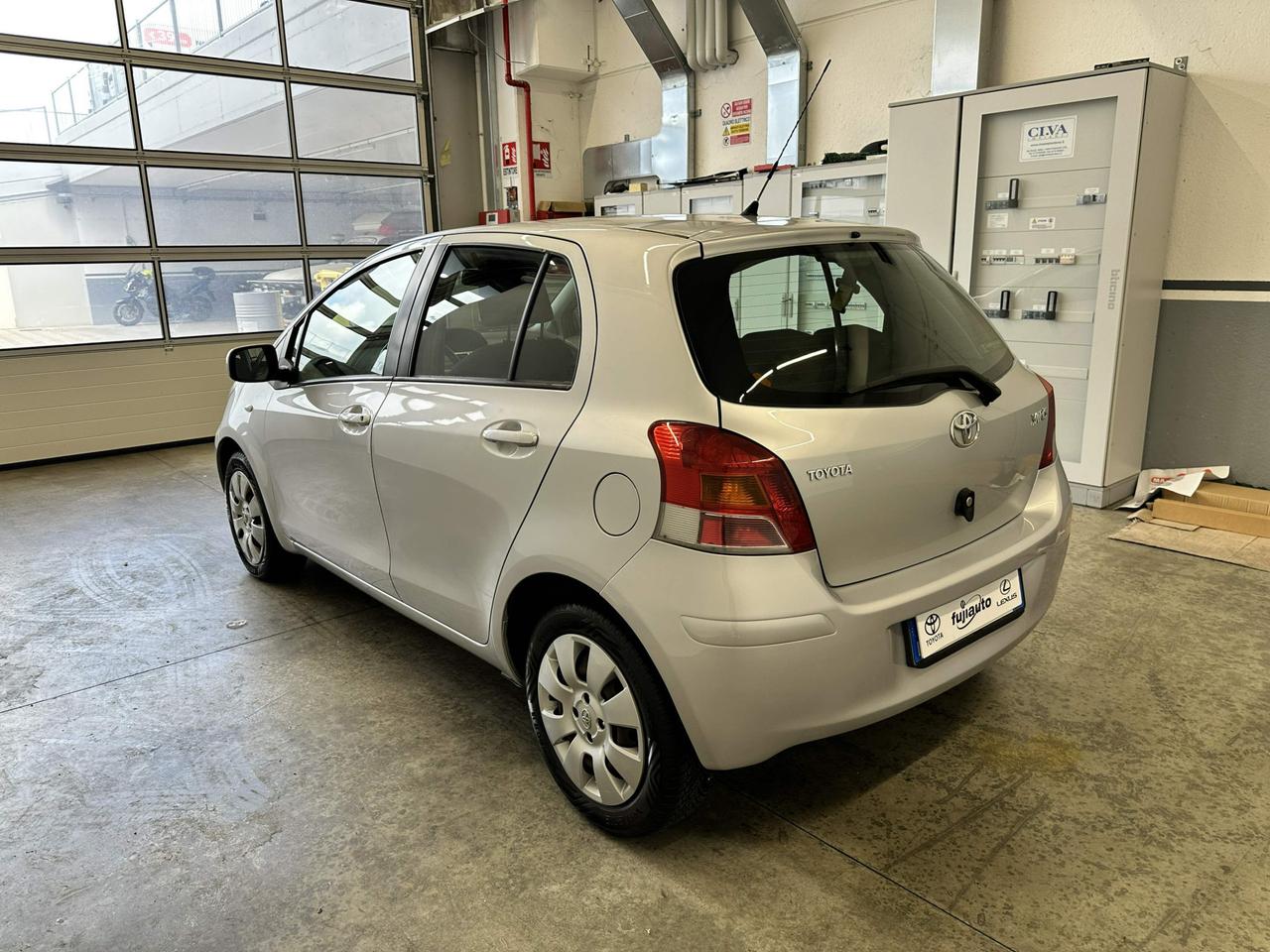 Toyota Yaris 5p 1.0 Now