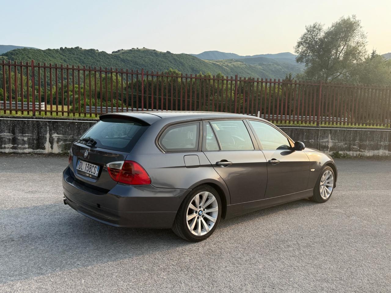 Bmw 320 320d cat Touring Attiva