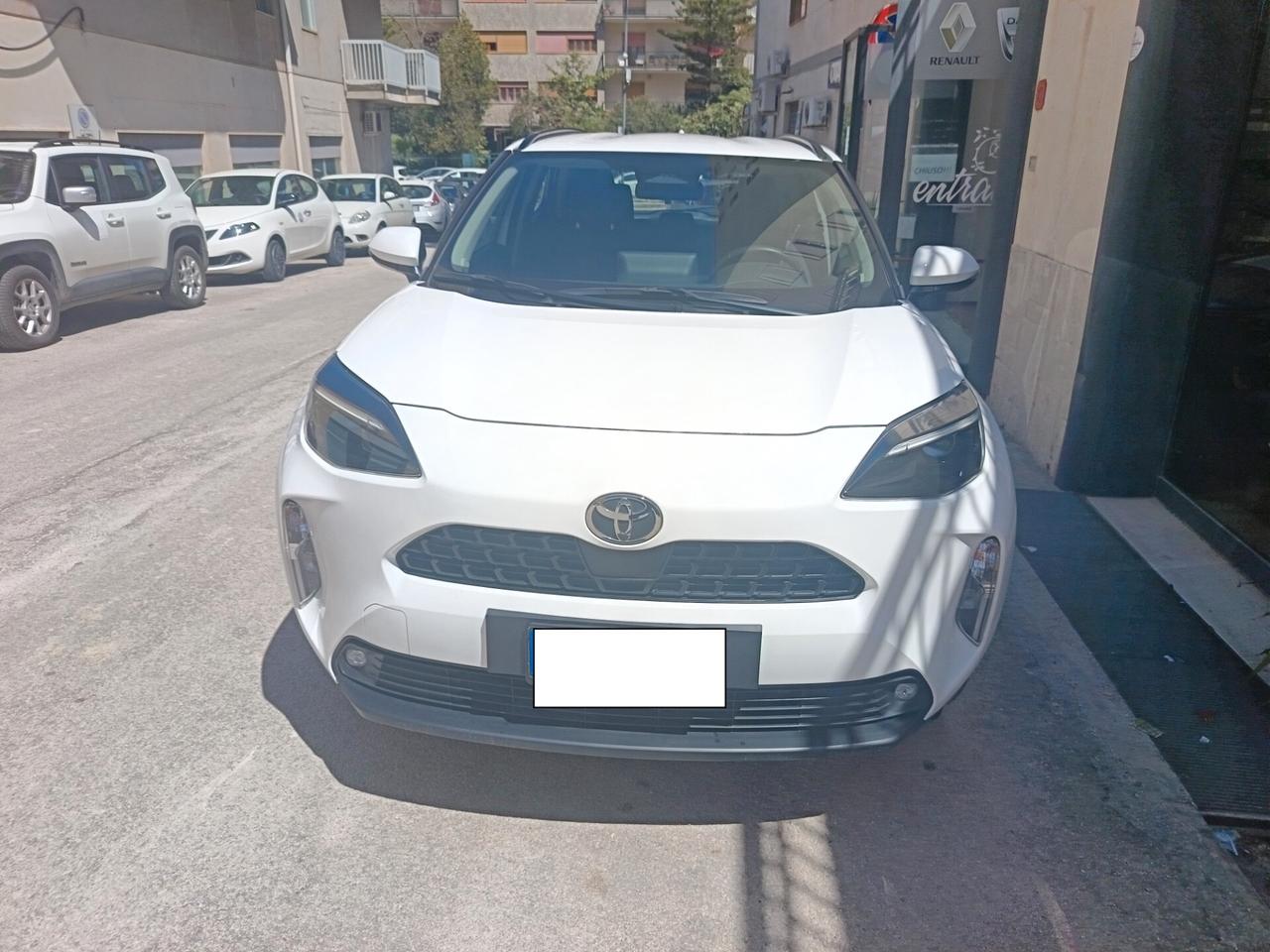 Toyota Yaris Cross 1.5 Full Hybrid 5p. km 32000