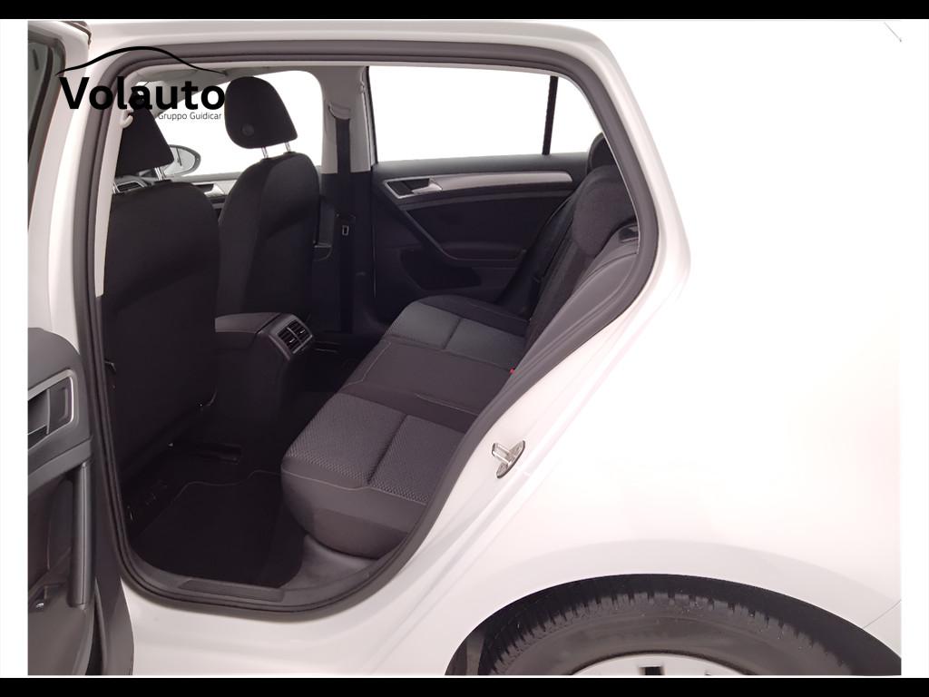 VOLKSWAGEN Golf VII 2017 5p - Golf 5p 1.0 tsi Trendline 85cv
