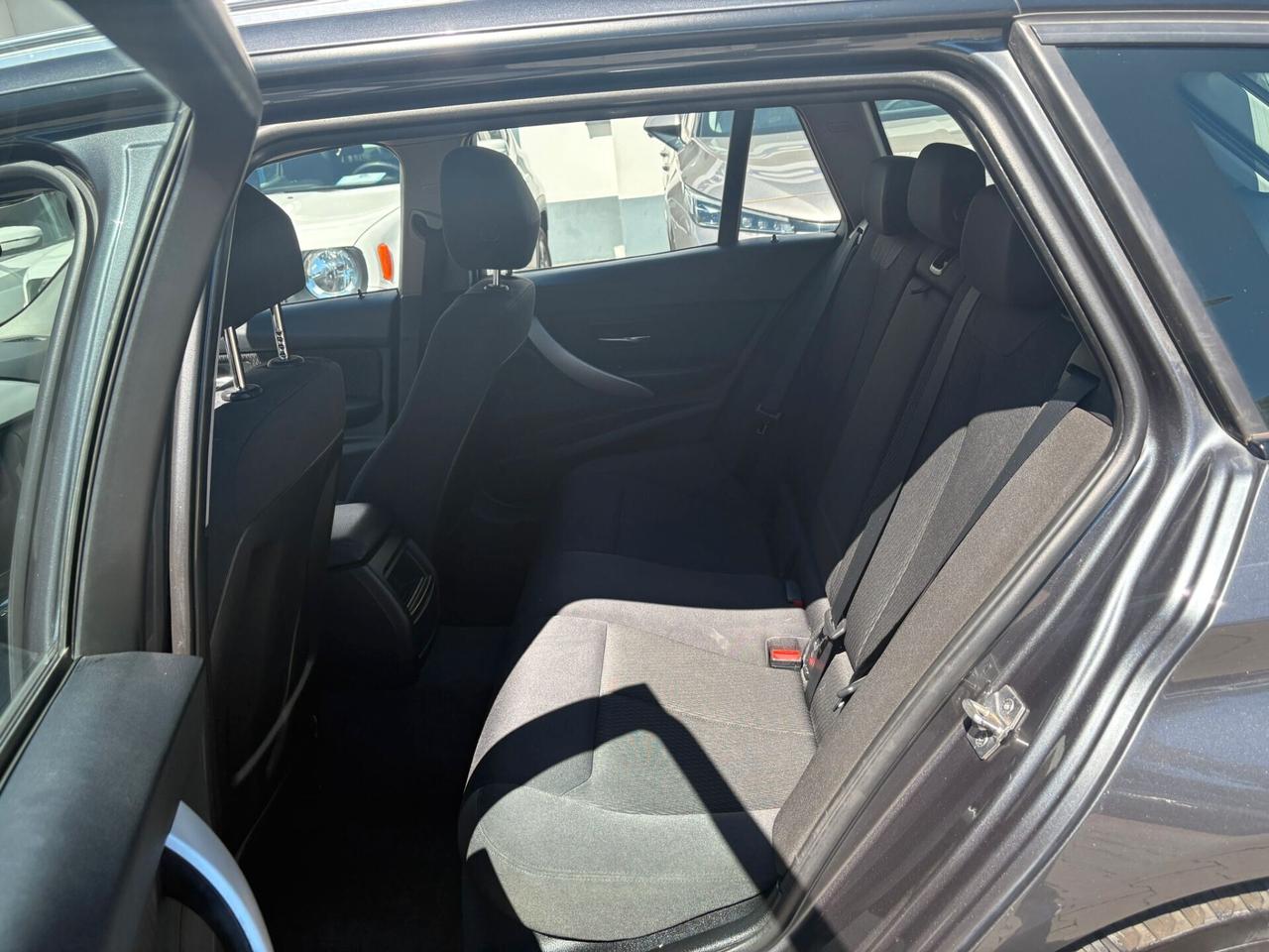 Bmw 318 318d Touring Luxury