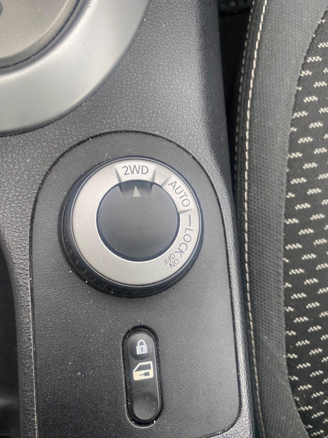 Nissan Qashqai Qashqai+2 2.0 dCi DPF Tekna