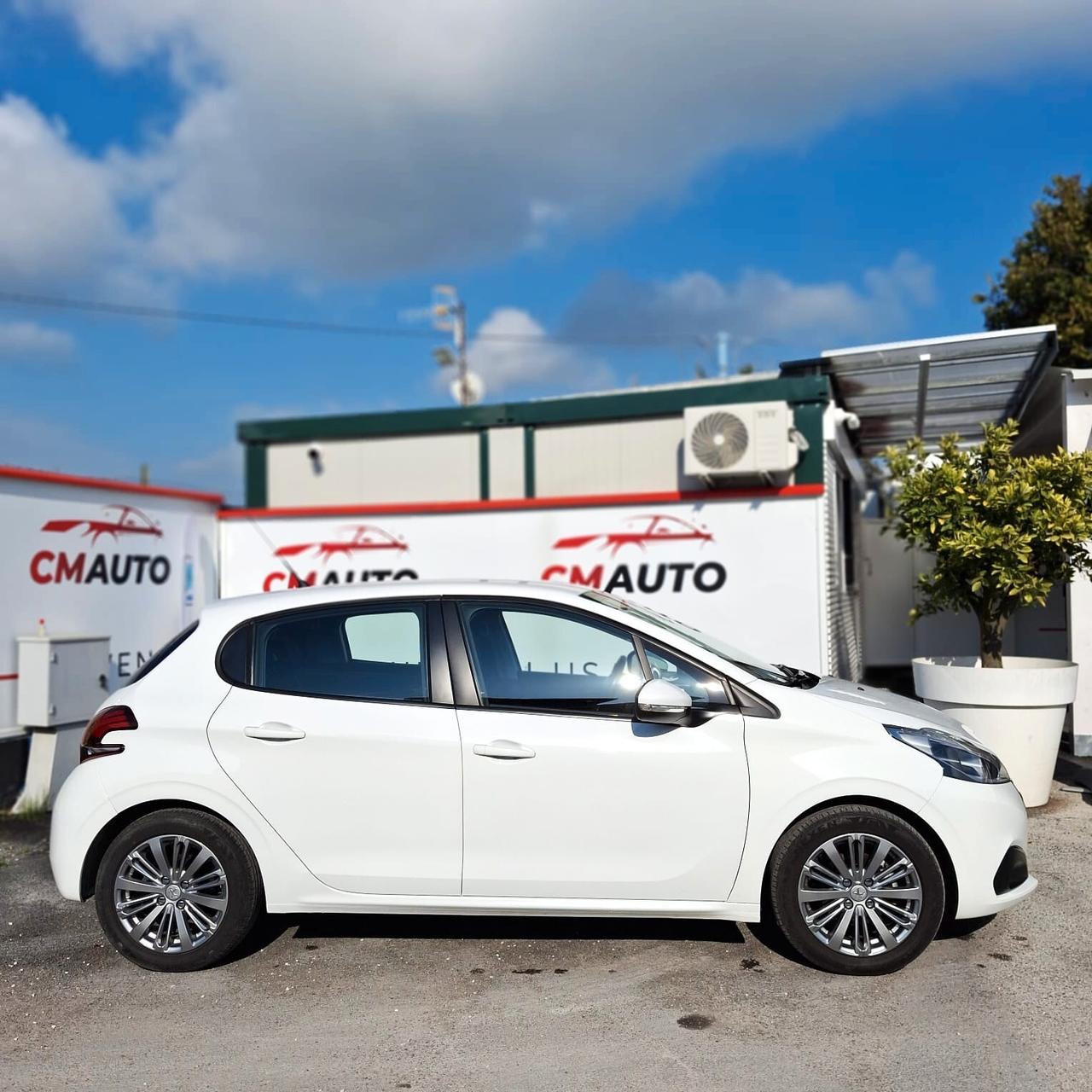 Peugeot 208 PureTech 82 5 porte Allure